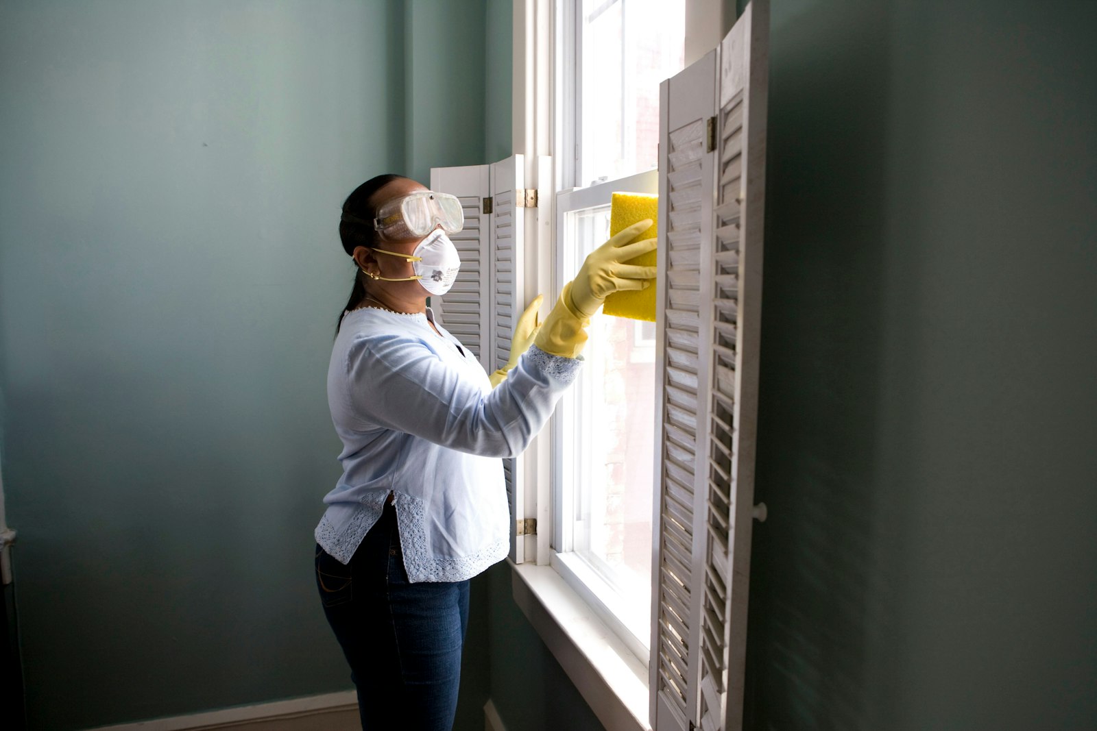 Basement Water Removal service in Fountainebleau, FL